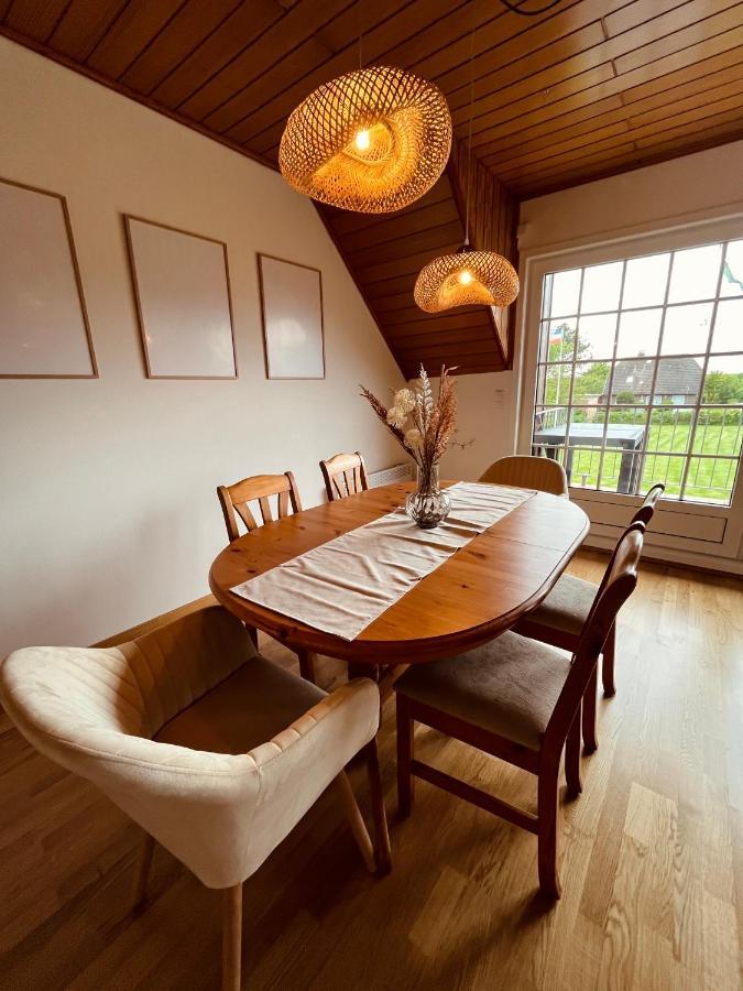 Frieda - Ferienwohnung Mit Deichblick 腓特烈斯科格 外观 照片
